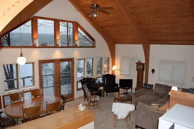 Image de Keuka Lakefront Serenity Splendor - Kayaks et Paddleboards!