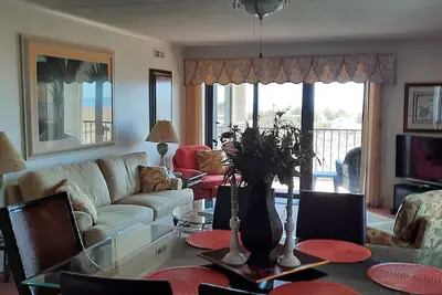 Image de Magnifique Condo Oceanfront - 137th St