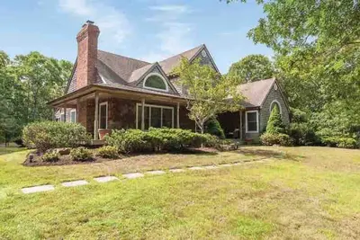 Image de Memorial Day 2019 Prix RÉDUIT. Immense villa 4br à E. Hampton w piscine chauffée