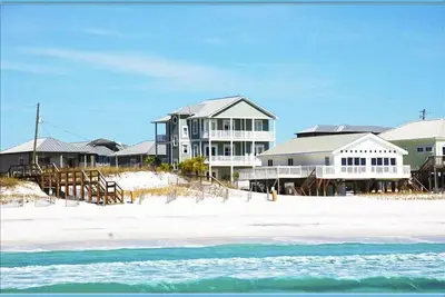 Image de Alotta Colada Beach House - Piscine privée avec Tiki Bar et plage privée