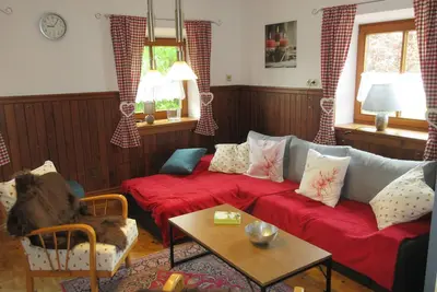 Image de Ferienhaus mit sechs Schlafzimmer für 12 Personen mit Blick auf die Berchtesgadener- u. Chiemgauer Berge