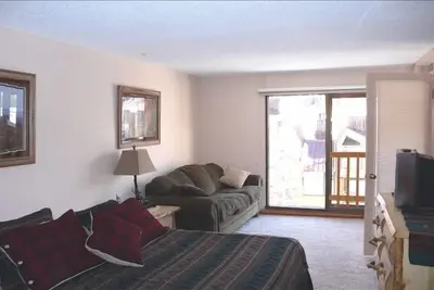 Image de Grands prix pour un vrai Ski- ~ In ~ et Ski-Out- Condo 3br / 3ba