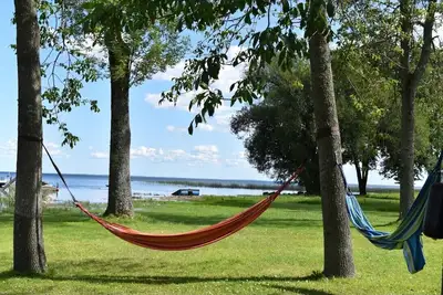 Image de Fish Inn On The Bay - Location 4 saisons avec lancement de bateau privé
