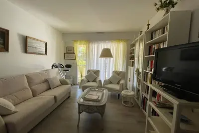 Image de Arcachon: Appartement T2 avec Accès Direct à la Plage, Terrasse et Parking Privé