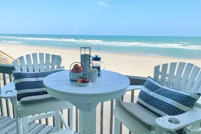 Image de Condo Oceanfront! ! - Renaissance de l'âme
