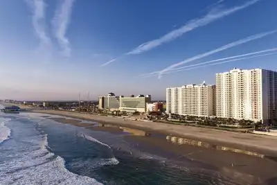 Image de Bike Week 14 au 18 mars 500 $ 3br / 2ba - 1455ft2 - Ocean Walk Sleeps 10