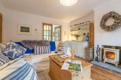 Image de Un chalet magnifiquement présenté en bord de mer dans le village de Old Hunstanton.