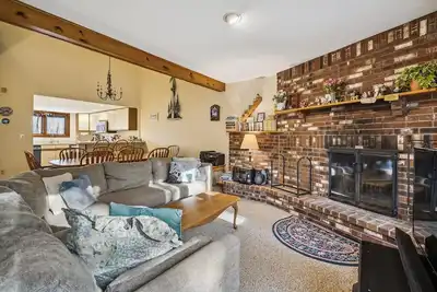 Image de Maison de ville isolée et spacieuse. Idéal pour les familles