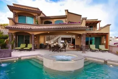 Image de Amazing Home, Great View, proche du centre ville, Piscine, Luxe!