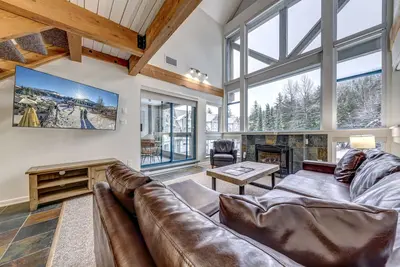 Image de Greystone Lodge Largest Rénové 2 Chambre + Loft W / D A / C | Vacances Acer