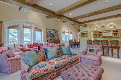 Image de Quatre chambres parfaites pour les familles - Le style et les équipements du True Sun Valley Resort