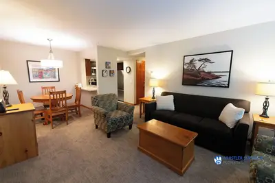 Image de Stoney Creek Northstar 127-1 chambre condo rez de chaussée