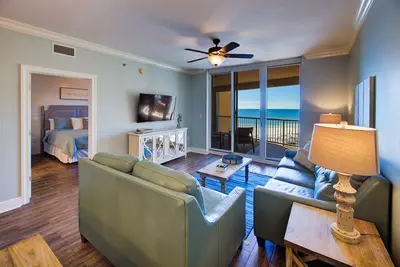 Image de 3br Azure Oceanfront! 5ème étage, pour 10 personnes, vues incroyables! ☀2019 Designer Remodel☀