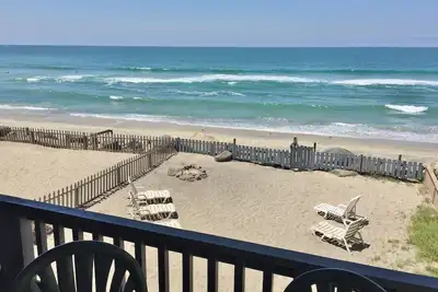 Image de Oceanfront - plage privée! - Grand rabais 3 / 6-3 / 10!