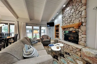 Image de Timberline Deluxe Ski-In / Ski-Out Three Bedroom Condo