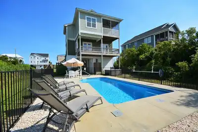 Image de \"Surfin 'Pelican\" Maison 5 chambres + piscine priv��e + Ocean View sur Topsail Island, Caroline du Nord