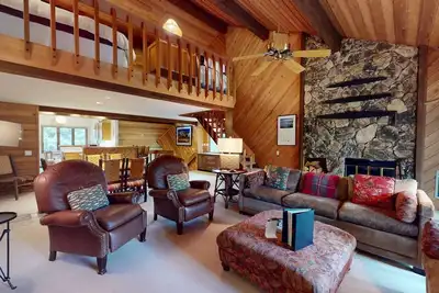 Image de Loft 3 Chambres Plus avec Chambre pour 11 Personnes