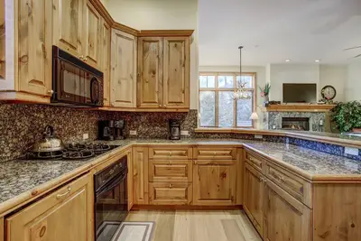 Image de Cozy & Central Arrowhead Village Townhome, 3Br, pour 6 personnes