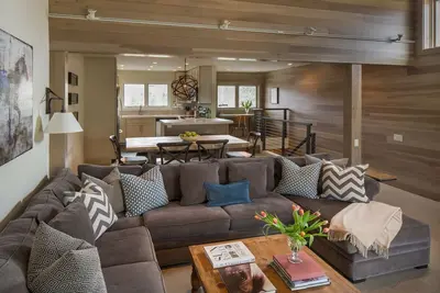 Image de Condo rénové de 3 chambres sur terrain de golf, situé au coeur d'Elkhorn