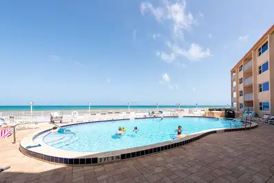 Image de Direct Ocean / Pool Deck