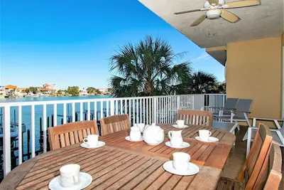 Image de Bay Harbor 202 Wow vues du balcon!