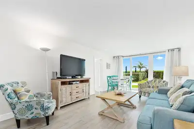 Image de Beach Condo / Restaurant sur place / Cuisine équipée / Island Beach Resort