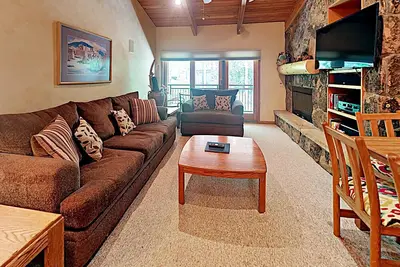 Image de Timberline Deluxe Ski-In / Ski-Out One Bedroom Loft Condo plus