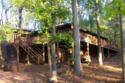 Image de Hot Tub Heaven # 4 - Cabane à louer à Front Royal, Virginie