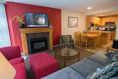 Image de Woodrun Lodge 316 - True skis aux pieds, piscine, bain Ă remous, un parking gratuit