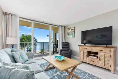 Image de Condo sur la plage / Restaurant sur place / Wifi / 6 personnes