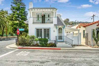Image de Maison familiale confortable, duplex inférieur, à 3 rues de la plage et des boutiques