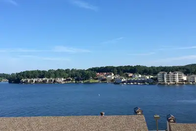 Image de Magnifique condo Lake Hamilton avec embarcation couverte sur l'autoroute 7 Sud