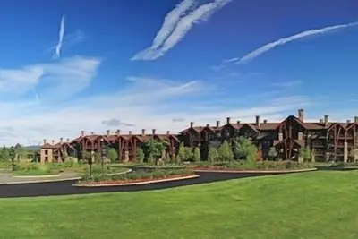 Image de Golf, Spa, Swim & Ski à Grand Cascades Crystal Springs Resort