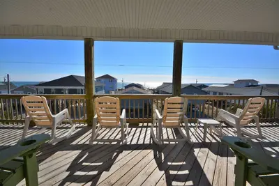 Image de \"Allison Wonderland\" Vue Ocean 5 Chambre / 3. 5 Bath w / ascenseur sur Topsail Island