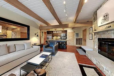 Image de Timberline Deluxe Ski-In / Ski-Out Two Bedroom / Two Bath Condo
