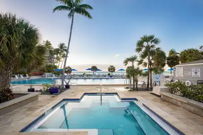 Image de Feeling Beachy à Key West avec une vue fantastique sur l'océan
