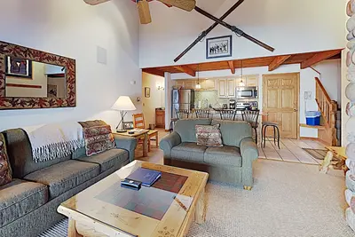 Image de Timberline Deluxe Ski-In / Ski-Out One Bedroom Loft Condo plus