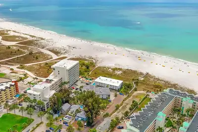 Image de Treasure Island Beach Florida, Piscine Wifi à pied de la plage pour 2 personnes