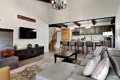 Image de Timberline Deluxe Ski-In / Ski-Out One Bedroom Loft Condo plus