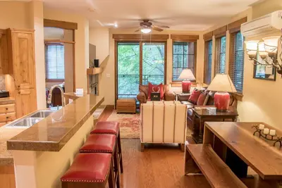 Image de Great Location - Walk to Skiing and Downtown Ketchum - Bain Ă remous sur place