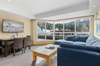 Image de Whistler Premier - Le Chamois - Signature 1 Chambre # 216