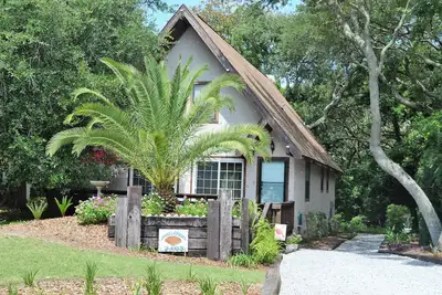 Image de La maison loin de la maison - Courte promenade à la plage