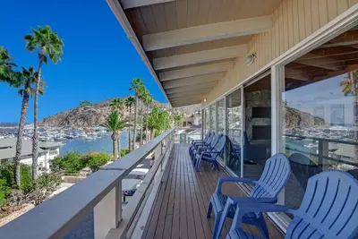 Image de Magnifique vue sur la mer, décor au milieu du siècle, 2400 pc, Wifi