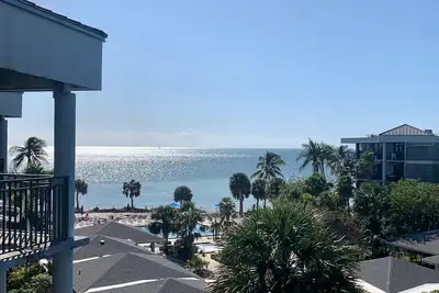Image de Atlantic Oasis Penthouse sur l'océan C420: 2 Br, 2 Ba Condominium à Key West, 6