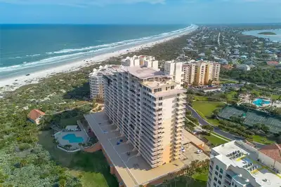 Image de Magnifique condo face à l'océan