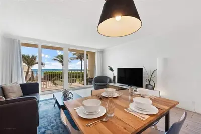 Image de Beach Condo / Restaurant sur place / Cuisine équipée / Island Beach Resort