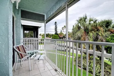 Image de Gone Beaching 202 Condo au coeur de tout