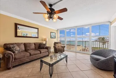Image de Beach Condo / Restaurant sur place / Wifi / 4 personnes