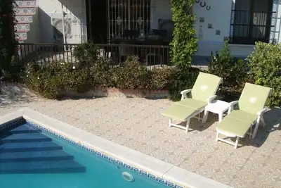 Image de Villa avec piscine privée, avec vue sur la mer et la montagne, à proximité de la plage de sable