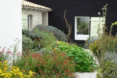 Image de Proche de la plage et du village, Maison D'Architecte, .